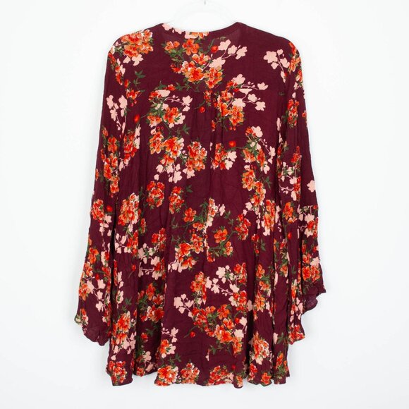 Umgee Womens Floral Keyhole Blouse Size 1XL Long Bell Sleeves Whimsigoth Flowy - Picture 8 of 9